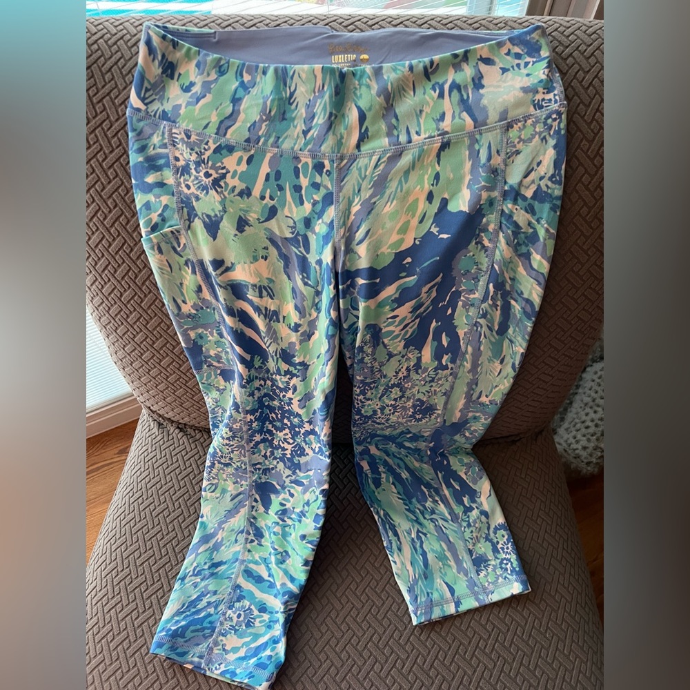Lilly Pulitzer leggings blue coral print
